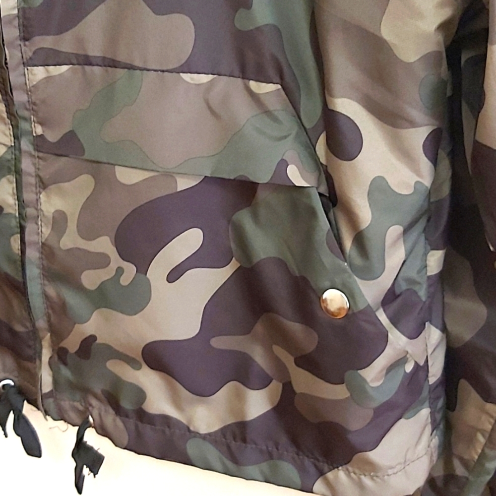 Camouflage Jacket - Picture 3 of 6